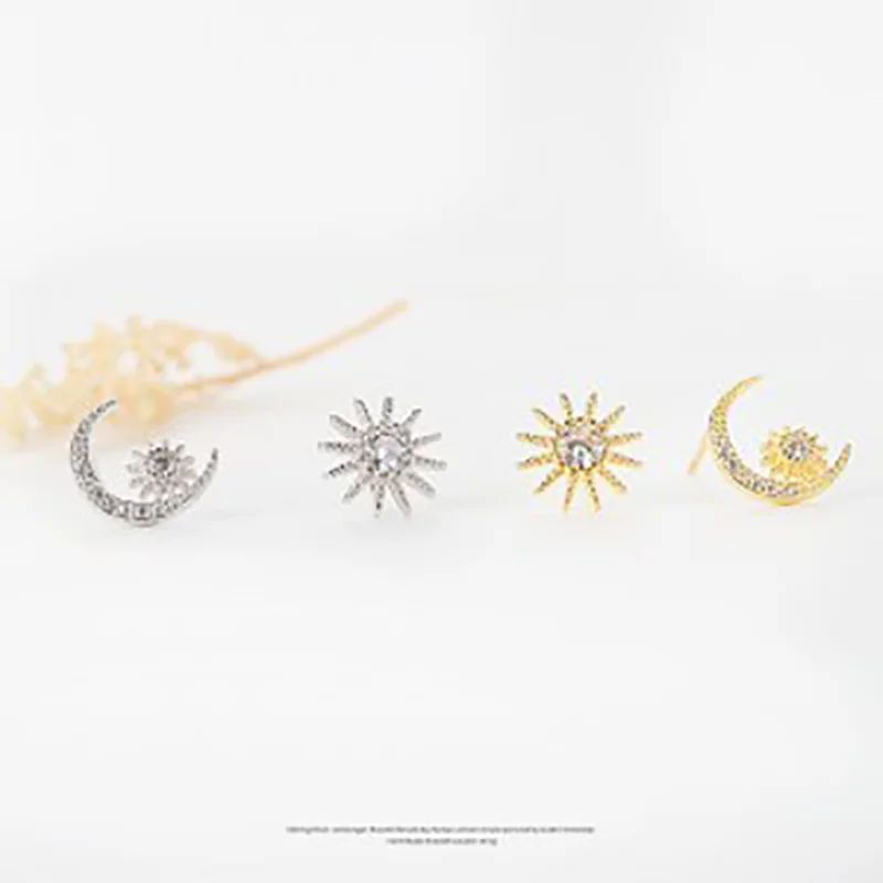 925 Silver Star Moon Crystal Gold/Silver Color Earrings Net Red Exquisite Asymmetrical All-match Fashion Earrings Jewelry
925 Silver Star Moon Crystal Gold/Silver Color Earrings Net Red Exquisite Asymmetrical All-match Fashion Earrings Jewelry