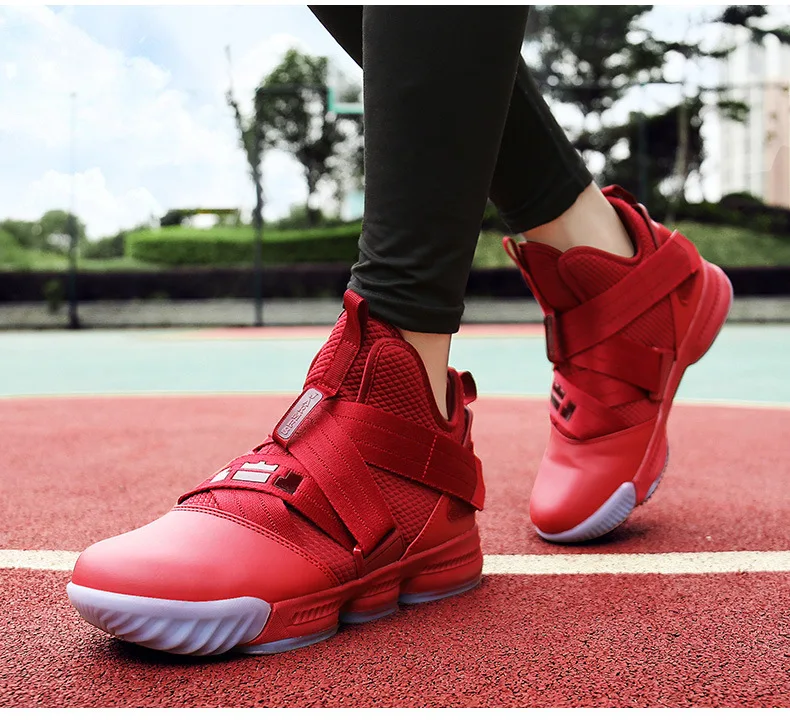 2021Men Sneakers Fashion High Top PU Men Casual Shoes Outdoor Walking Footwears Shoes MeshShoes Winter Style
2021Men Sneakers Fashion High Top PU Men Casual Shoes Outdoor Walking Footwears Shoes MeshShoes Winter Style