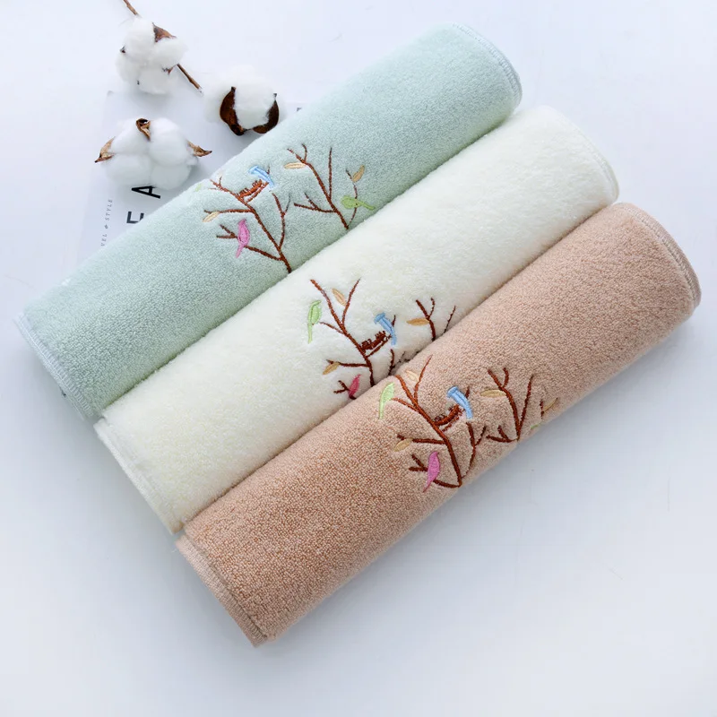 New style cotton towel embroidered bird 32 small fresh household wash towels high quality cotton towel with strong absorbent 
New style cotton towel embroidered bird 32 small fresh household wash towels high quality cotton towel with strong absorbent