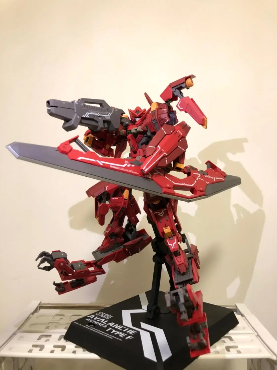 HOBBY STAR Gundan MG 1/100 Model GNY-001F Avalanche-Exia Gundan Astraea type F Mobile Suit Kids Toys
HOBBY STAR Gundan MG 1/100 Model GNY-001F Avalanche-Exia Gundan Astraea type F Mobile Suit Kids Toys