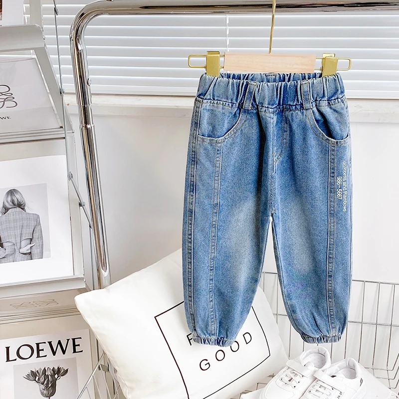 2-6 Y New Kids Fashion Solid Jeans Trousers Pants Spring Autumn Children Clothing Boys Classic Denim Pants for Baby Boys Jeans
2-6 Y New Kids Fashion Solid Jeans Trousers Pants Spring Autumn Children Clothing Boys Classic Denim Pants for Baby Boys Jeans