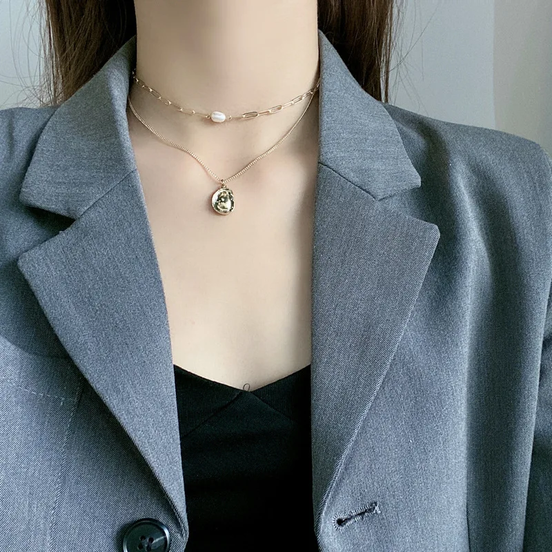 In the summer of 2020 the new pearl necklace fashion personality double chain necklace temperament ins wind clavicle
In the summer of 2020 the new pearl necklace fashion personality double chain necklace temperament ins wind clavicle