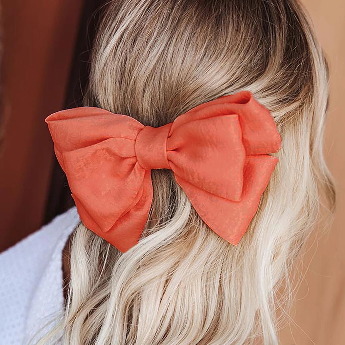 Solid Hair Bow Hairpins For Woman Headwear 3 Layers Bowknot Hair Clips Solid Satin Barrettes Hair Accessories
Solid Hair Bow Hairpins For Woman Headwear 3 Layers Bowknot Hair Clips Solid Satin Barrettes Hair Accessories