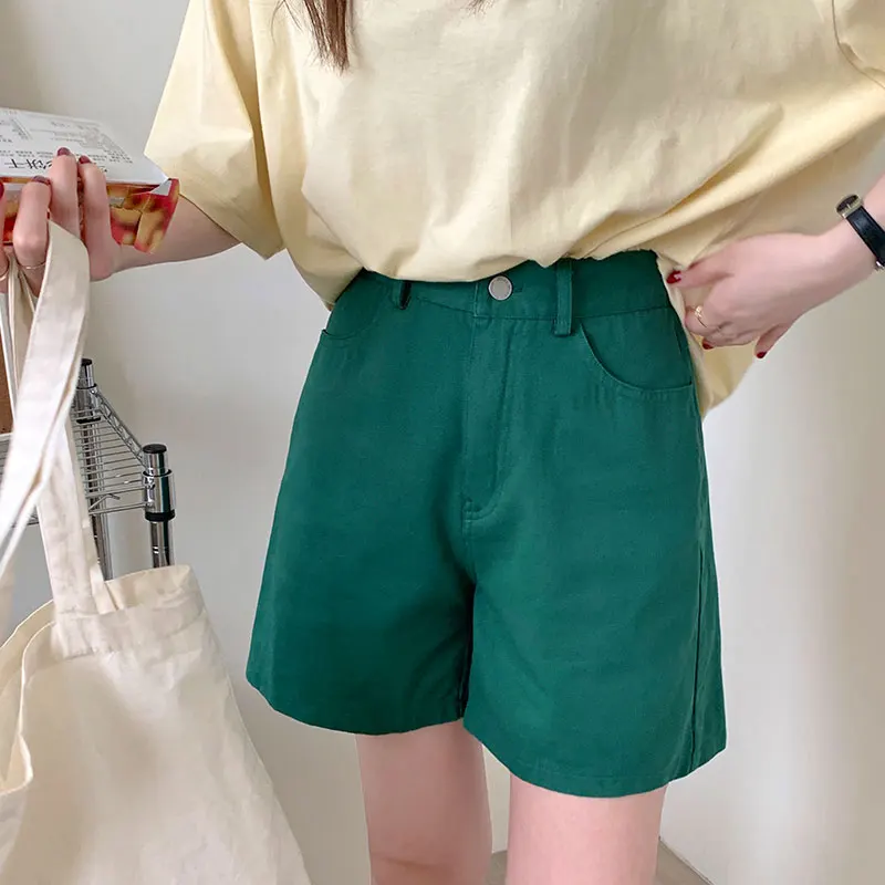 Limiguyue Chic High Waist Button Wide Leg Shorts Women Summer Pocket Slim Bermuda Femme Casual Solid Sweatshorts All-match K1459
Limiguyue Chic High Waist Button Wide Leg Shorts Women Summer Pocket Slim Bermuda Femme Casual Solid Sweatshorts All-match K1459