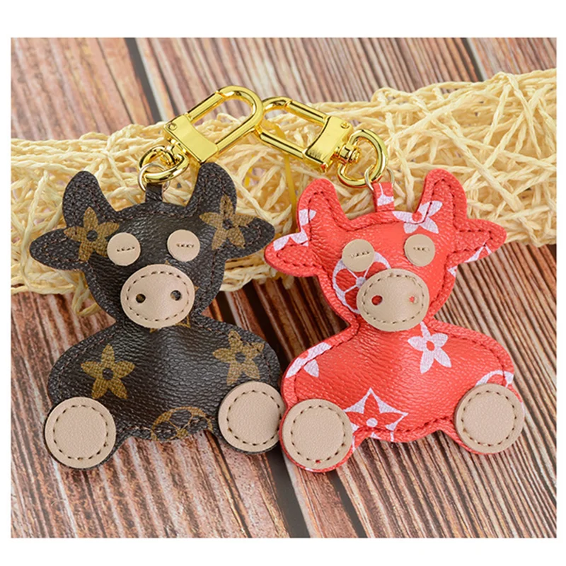 Luxury Leather Cute Calf Keychains Fashion Key Pendant For Car Key Chain Ring Key Jewelry Gift For Bag Pendant Jewelry Trinket
Luxury Leather Cute Calf Keychains Fashion Key Pendant For Car Key Chain Ring Key Jewelry Gift For Bag Pendant Jewelry Trinket