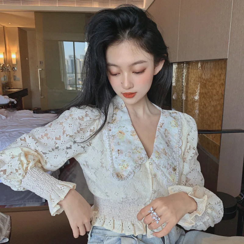 Early autumn new style French style retro style hook flower hollow waist design bubble long sleeve lace shirt women fashion
Early autumn new style French style retro style hook flower hollow waist design bubble long sleeve lace shirt women fashion