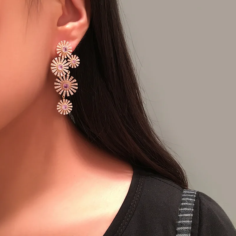 Naza earrings exaggerated long flower earrings colorful flower cluster earrings holiday wind flower earrings fresh
Naza earrings exaggerated long flower earrings colorful flower cluster earrings holiday wind flower earrings fresh