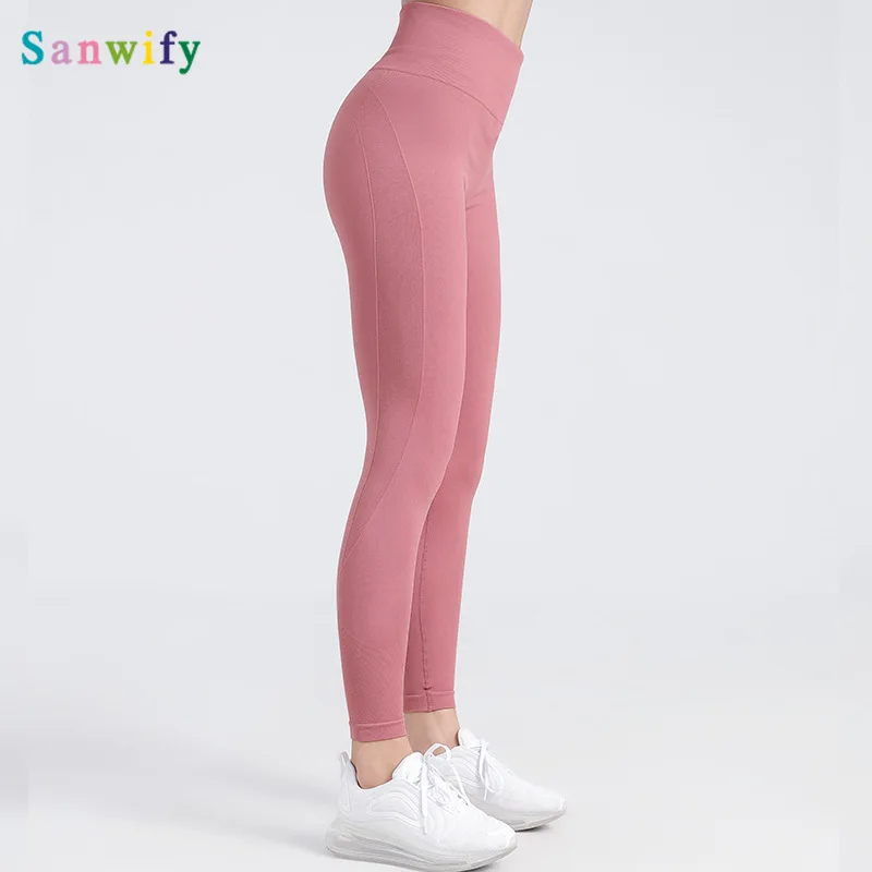 2020 Autumn Spring Leggings Sport Women Fitness High Waist Fashion Bodybuilding Nylon RUNNING Joggers Pants Trouers 
2020 Autumn Spring Leggings Sport Women Fitness High Waist Fashion Bodybuilding Nylon RUNNING Joggers Pants Trouers