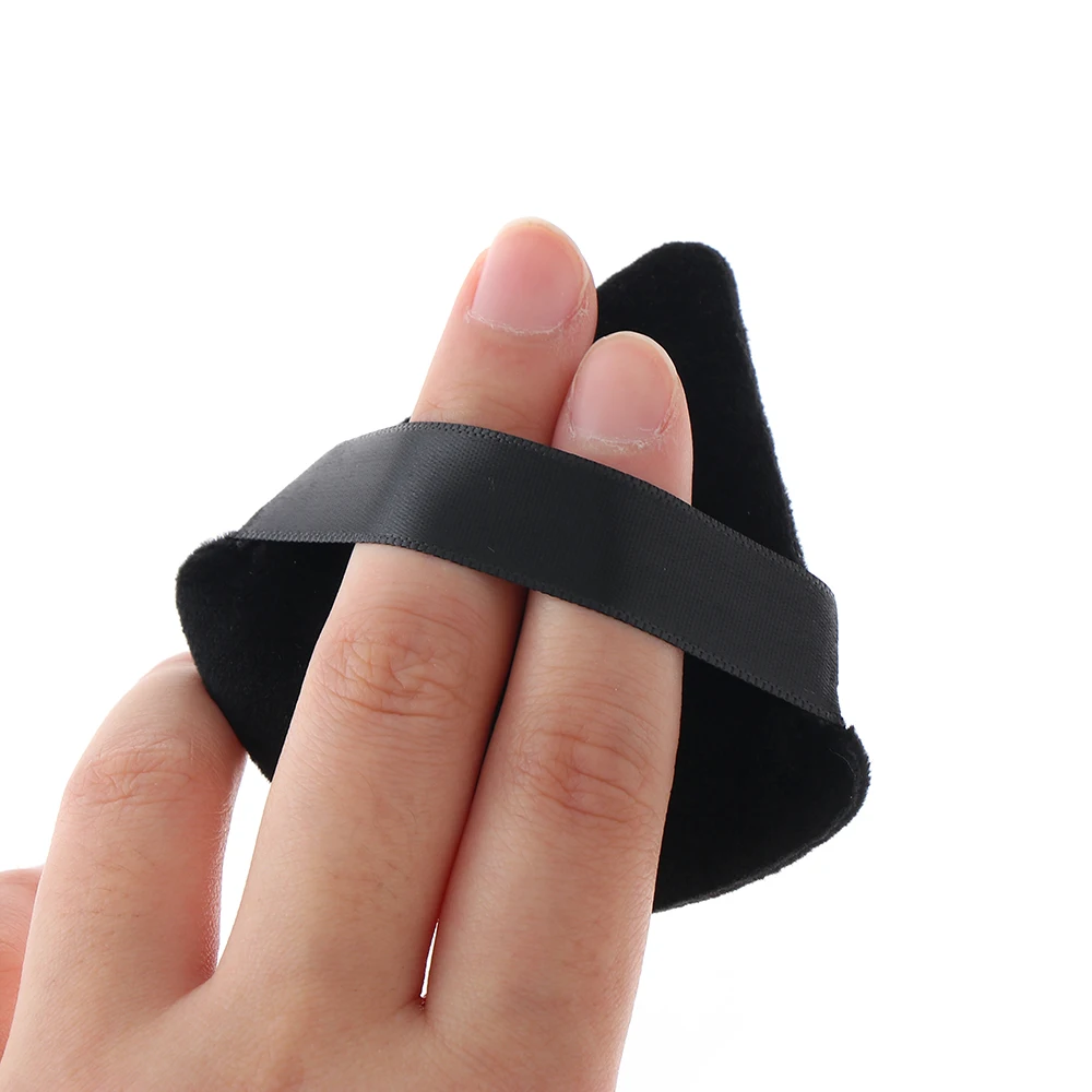 1/2 Pcs Triangle Velvet Powder Puff Flours Mini Face Makeup Sponge Cosmetics Soft Cotton Face Powder Puff Washable Lightweight
1/2 Pcs Triangle Velvet Powder Puff Flours Mini Face Makeup Sponge Cosmetics Soft Cotton Face Powder Puff Washable Lightweight