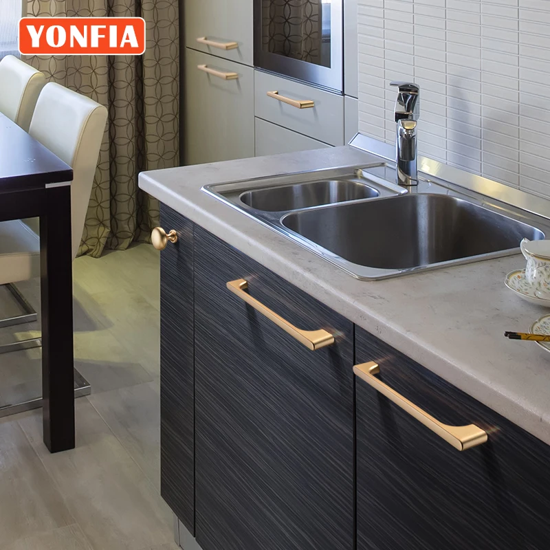 YONFIA 3704 Golden Cupboard Handle Brushed Brass Kitchen Cabinet Door Knob Furniture Drawer Pull Hardware Pulls Bar Handle
YONFIA 3704 Golden Cupboard Handle Brushed Brass Kitchen Cabinet Door Knob Furniture Drawer Pull Hardware Pulls Bar Handle
