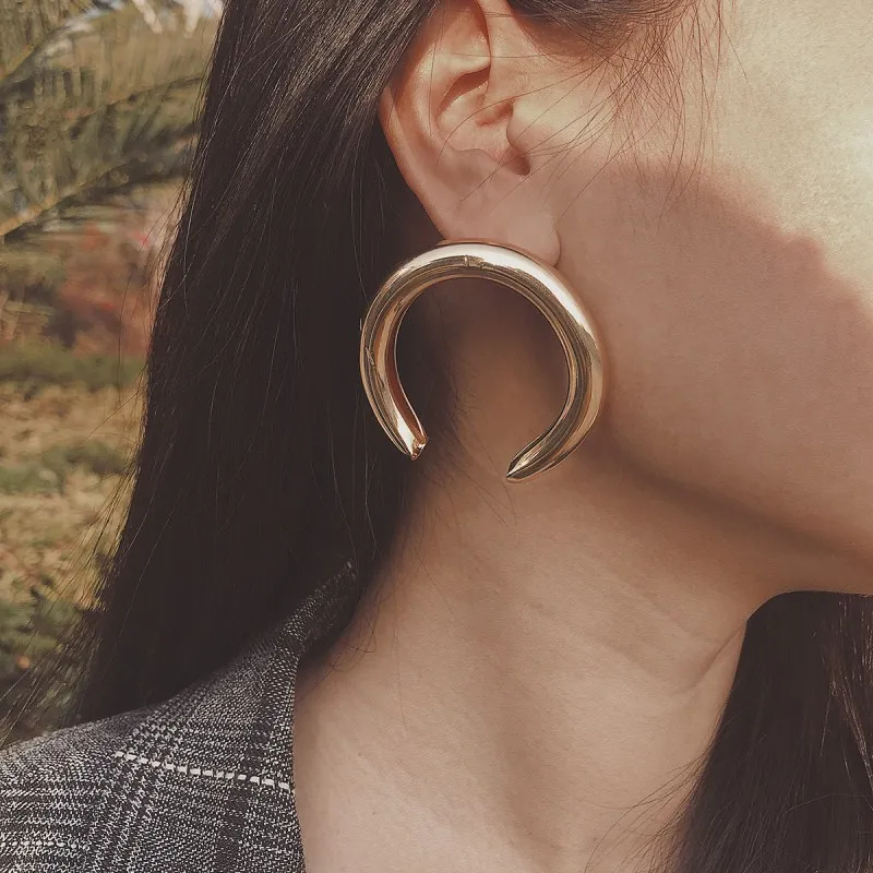 Fashion Unique Round Metal Hanging Dangle Earrings For Women Vintage Geometric Statement Drop Earrings Jewelry
Fashion Unique Round Metal Hanging Dangle Earrings For Women Vintage Geometric Statement Drop Earrings Jewelry
