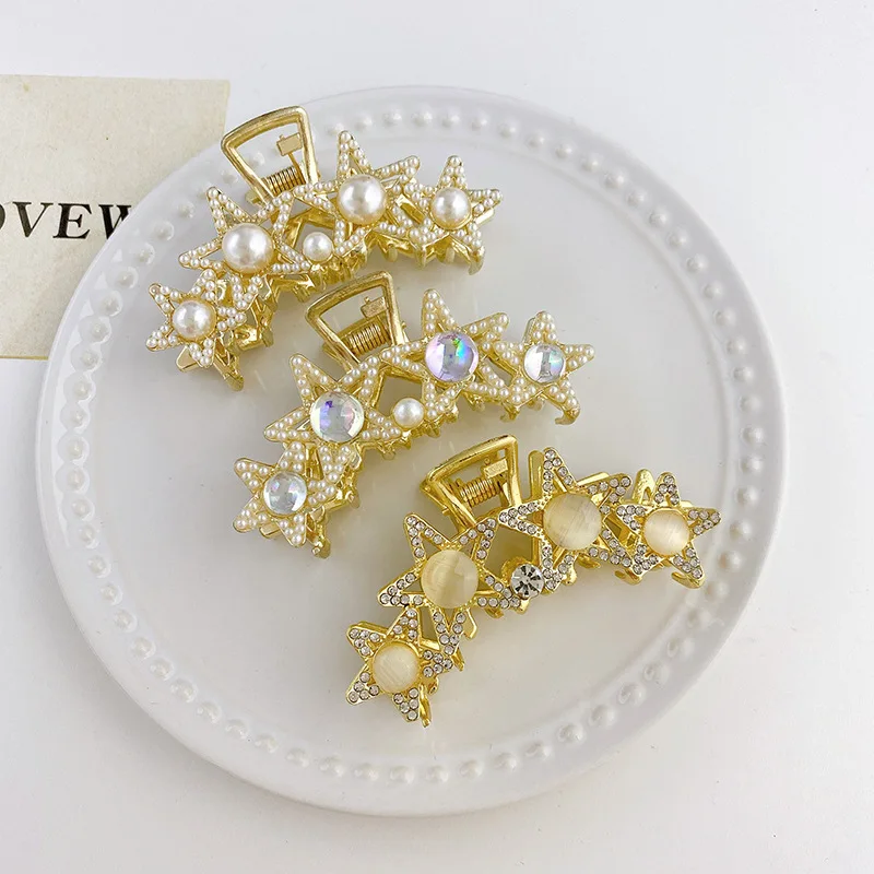 2022 New Pearl Hair Clip Alloy Rhinestone Hair Clip Five-Pointed Star Catch Clip Shark Clip Temperament Girl Hair Accessories
2022 New Pearl Hair Clip Alloy Rhinestone Hair Clip Five-Pointed Star Catch Clip Shark Clip Temperament Girl Hair Accessories