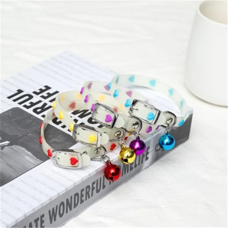 Pet Collars Glow at Night to Prevent The Loss of Fluorescent Silicone Bells Dogs Basic Collars Reflective Animal All Seasons
Pet Collars Glow at Night to Prevent The Loss of Fluorescent Silicone Bells Dogs Basic Collars Reflective Animal All Seasons