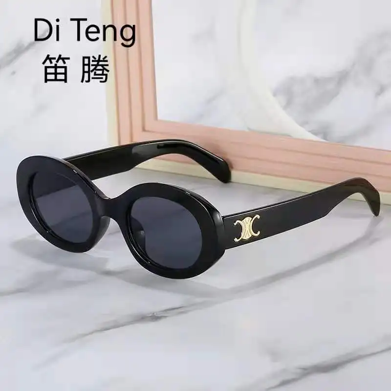 Солнцезащитные очки в винтажном стиле uv400 для мужчин и женщин, овальные аксессуары в футуристическом стиле, с белыми, синими линзами, 2021
Солнцезащитные очки в винтажном стиле uv400 для мужчин и женщин, овальные аксессуары в футуристическом стиле, с белыми, синими линзами, 2021