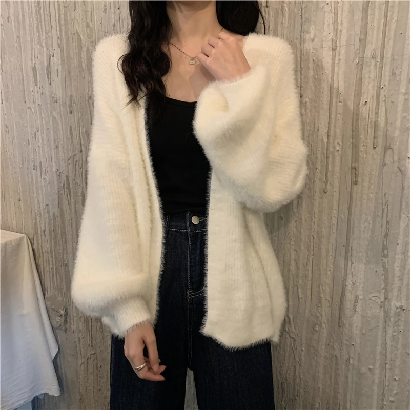 New Style Sweater For Off Winter Sweater Cardigan 
New Style Sweater For Off Winter Sweater Cardigan
