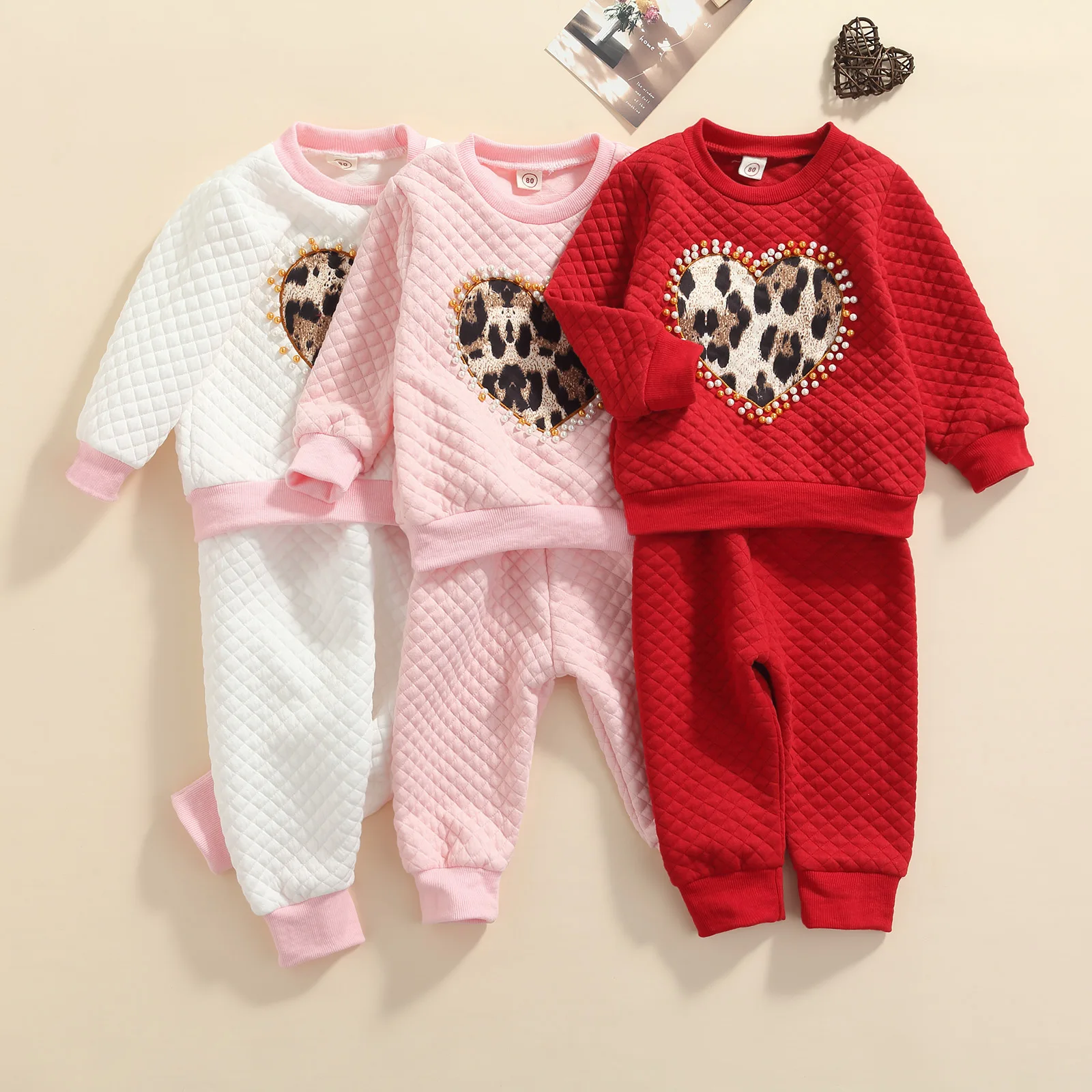 Комплект одежды Lioraitiin для девочек 1-6 лет, комплект из 2 предметов, Модные осенние брюки с длинным рукавом, с леопардовым принтом и жемчужинам...
Комплект одежды Lioraitiin для девочек 1-6 лет, комплект из 2 предметов, Модные осенние брюки с длинным рукавом, с леопардовым принтом и жемчужинам...