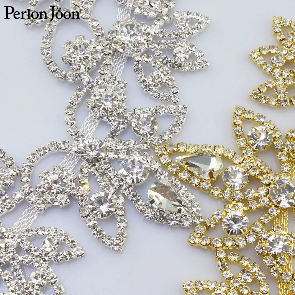 1PCS Ab Crystal collar Rhinestone sew-on necklace adornment Corsage for Wedding Dress Skirt Flashing Clothing Accessories YL012
1PCS Ab Crystal collar Rhinestone sew-on necklace adornment Corsage for Wedding Dress Skirt Flashing Clothing Accessories YL012