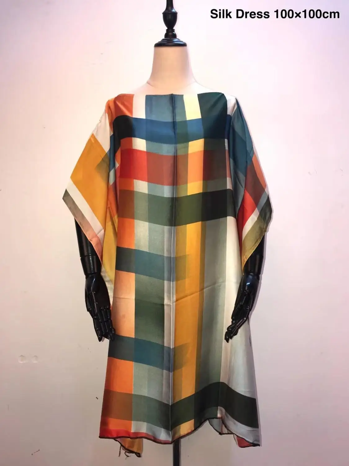 Unique Printed MAlaysia women Kaftan Silk Short dresses Free size Dashiki party dresses African dresses for women
Unique Printed MAlaysia women Kaftan Silk Short dresses Free size Dashiki party dresses African dresses for women