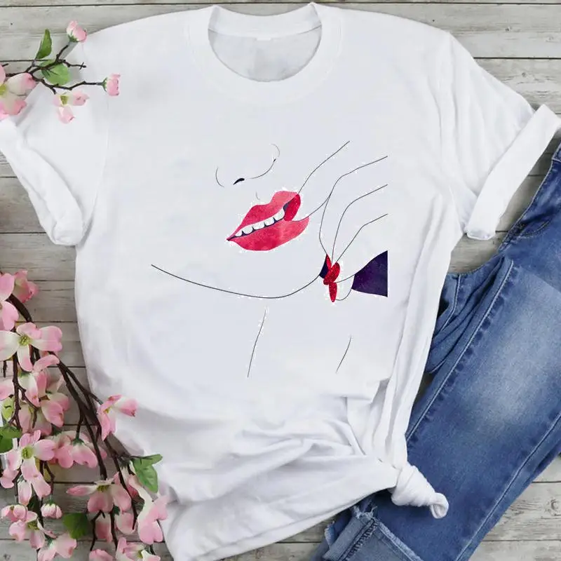 Женская летняя футболка с коротким рукавом и принтом, в стиле 90-х
Женская летняя футболка с коротким рукавом и принтом, в стиле 90-х