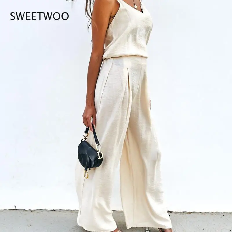 2021 European and American New Summer Suit Women's Camisole Trousers Sports and Leisure Women's Suit Two-Piece Suit
2021 European and American New Summer Suit Women's Camisole Trousers Sports and Leisure Women's Suit Two-Piece Suit
