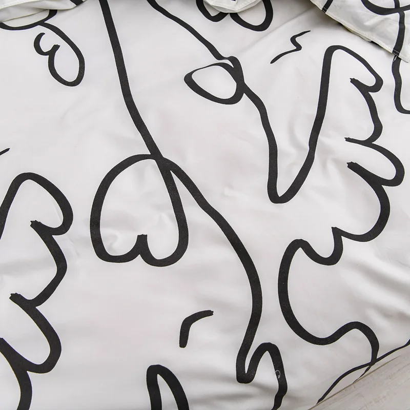 Abstract Style Bedding set220x240 Duvet Cover With Pillowcase, 210x210 Quilt Covers ,Black and White Blanket Cover,king Bed Set
Abstract Style Bedding set220x240 Duvet Cover With Pillowcase, 210x210 Quilt Covers ,Black and White Blanket Cover,king Bed Set