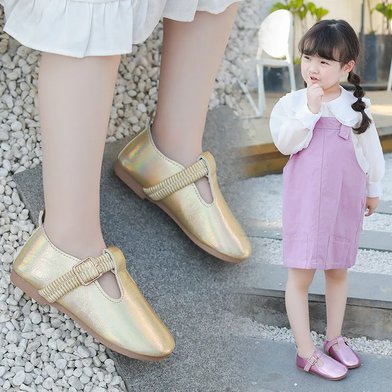Spring Children's Korean Princess Leather Flat Soft Bottom Casual Breathable Asakuchi Hollow Shoes For Kids Girls Walking Loafer
Spring Children's Korean Princess Leather Flat Soft Bottom Casual Breathable Asakuchi Hollow Shoes For Kids Girls Walking Loafer