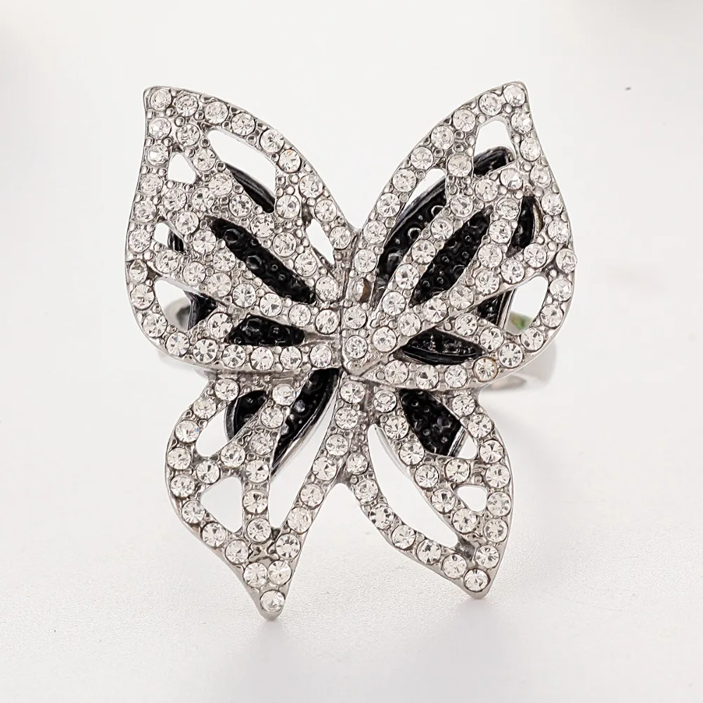 MDNEN New Trendy Hollow Butterfly Ring Geometric White Stone Rings for Lady Women Wedding Party Jewelry Gift E5K926 Bijoux
MDNEN New Trendy Hollow Butterfly Ring Geometric White Stone Rings for Lady Women Wedding Party Jewelry Gift E5K926 Bijoux
