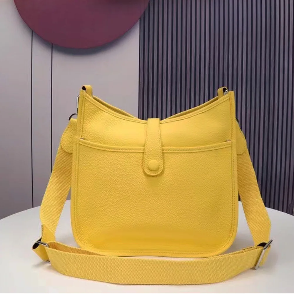 Luxury Hollow H Letter Togo Leather Women's Bag Fashion Genuine Cowhide Lady Bucket Crossbody Handbag Messenger Shoulder Bag
Luxury Hollow H Letter Togo Leather Women's Bag Fashion Genuine Cowhide Lady Bucket Crossbody Handbag Messenger Shoulder Bag