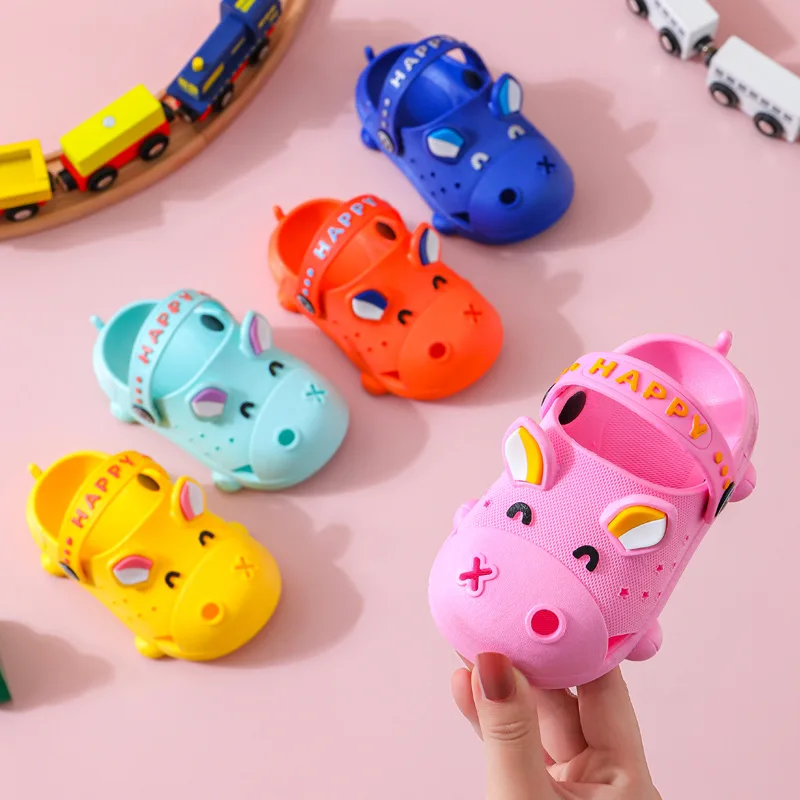 Детские сандалии летние для мальчиков и девочек От 1 до 3 лет с дырками для мальчиков; Красивые тапочки для младенцев, нескользящие носки-тап...
Детские сандалии летние для мальчиков и девочек От 1 до 3 лет с дырками для мальчиков; Красивые тапочки для младенцев, нескользящие носки-тап...