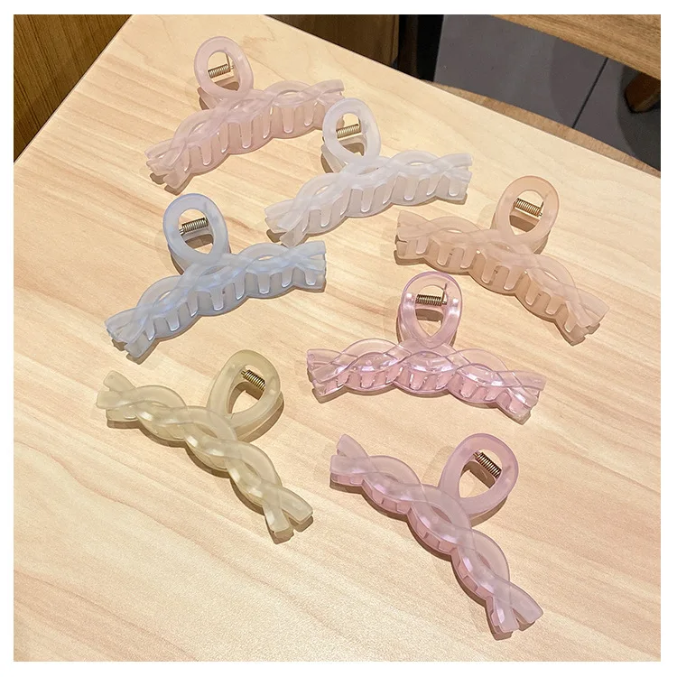 Pure Color Transparent Temperament Hairpin Girl's Hairpin Hairpin Crab Chic Headdress Lady's Hair Styling Tool Headdress
Pure Color Transparent Temperament Hairpin Girl's Hairpin Hairpin Crab Chic Headdress Lady's Hair Styling Tool Headdress