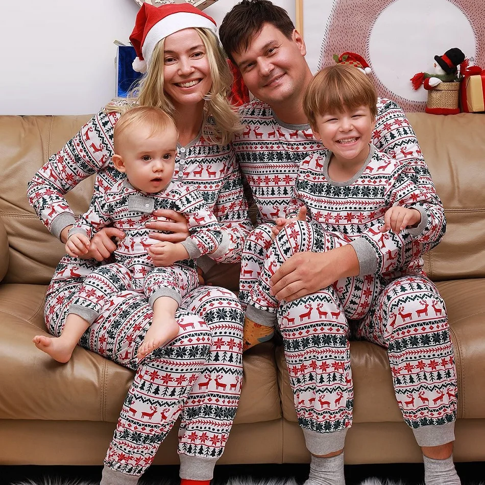 Christmas Family Matching Pajamas Sets Deers Mommy and Me Xmas Pj's Clothes Father Mother Kids Sleepwear Tops+Pants Baby Romper
Christmas Family Matching Pajamas Sets Deers Mommy and Me Xmas Pj's Clothes Father Mother Kids Sleepwear Tops+Pants Baby Romper