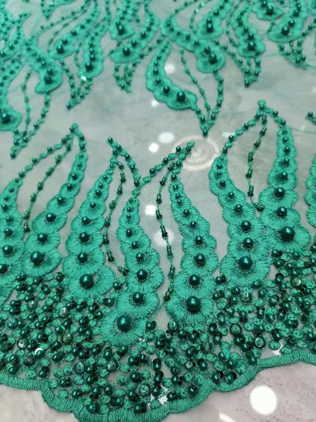 Nice full beaded fabric With Beads embroidery French African lace fabric dress fabric For evening dresses/wedding dress 5yards 
Nice full beaded fabric With Beads embroidery French African lace fabric dress fabric For evening dresses/wedding dress 5yards