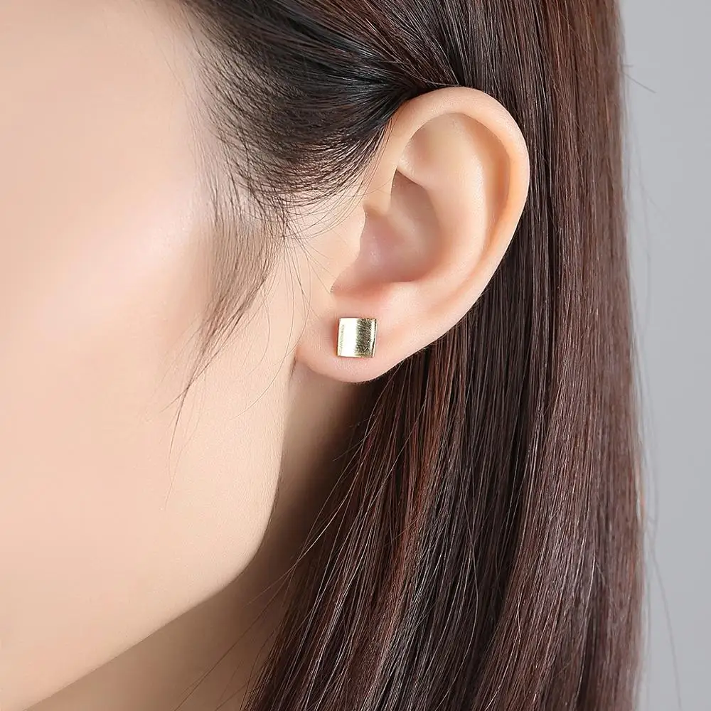 SANYU Korean Silver Stud Earrings for Women New Fashion Square Trendy Women Earring Studs Boucle D'Oreille Gift SE0175
SANYU Korean Silver Stud Earrings for Women New Fashion Square Trendy Women Earring Studs Boucle D'Oreille Gift SE0175