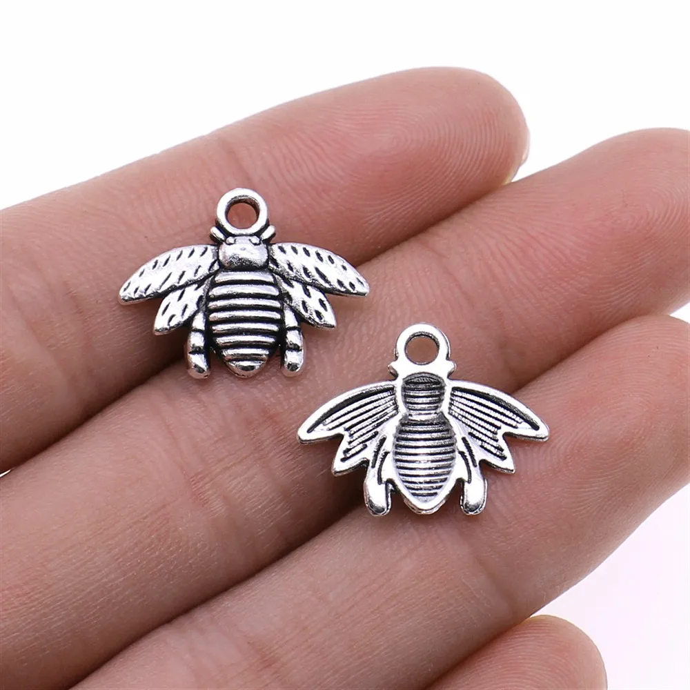 WYSIWYG 20pcs 20x16mm Bee Insect Charms Pendants For Jewelry Making 2 Colors Antique Silver Plated Antique Bronze Plated
WYSIWYG 20pcs 20x16mm Bee Insect Charms Pendants For Jewelry Making 2 Colors Antique Silver Plated Antique Bronze Plated