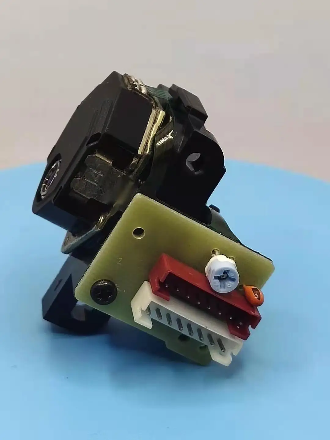 Original Replacement For LUXMAN D-103U CD Player Laser Lens Lasereinheit Assembly D103U Optical Pick-up Bloc Optique Unit
Original Replacement For LUXMAN D-103U CD Player Laser Lens Lasereinheit Assembly D103U Optical Pick-up Bloc Optique Unit