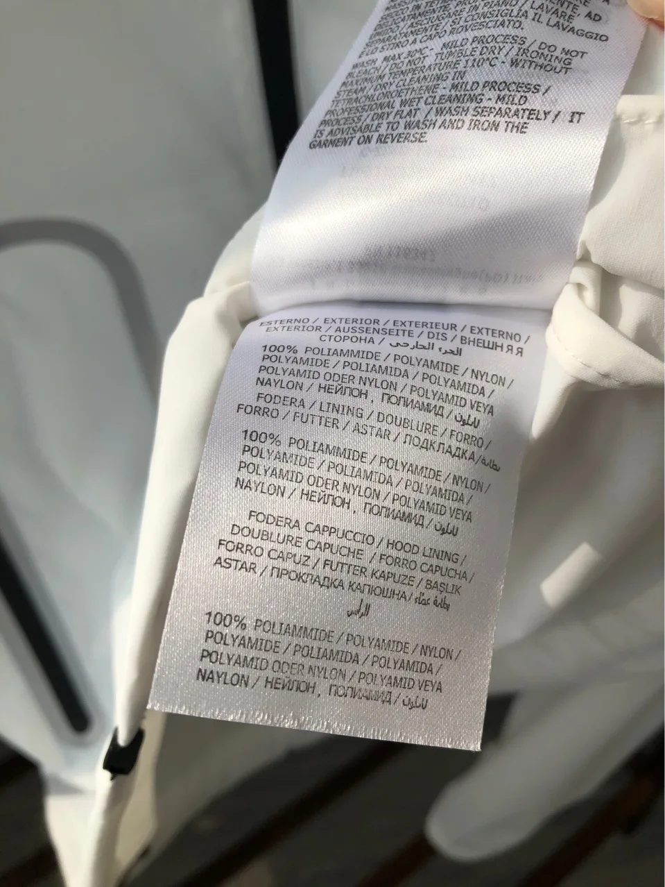 Three Color Women and Men Hooded Jacket Unisex Sun Protection Thin Long Sleeve Anti-ultraviolet Clothes with Pockets Summer
Three Color Women and Men Hooded Jacket Unisex Sun Protection Thin Long Sleeve Anti-ultraviolet Clothes with Pockets Summer