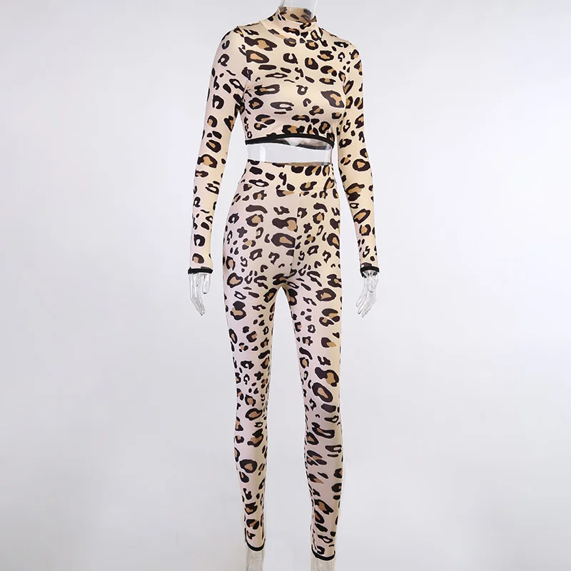 Women's Two Piece Pants Suit 2020 sexy fashion wild tight-fitting navel revealing hip personality beautiful leopard print suit
Women's Two Piece Pants Suit 2020 sexy fashion wild tight-fitting navel revealing hip personality beautiful leopard print suit