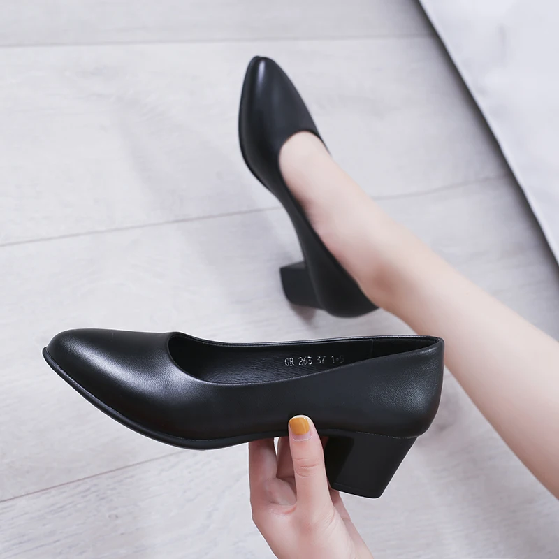 Classic Light Pumps Women Work Shoes Comfortable Med Heels Shallow Shoes Woman Wild Slip on Casual Ladies Zapatos 2019
Classic Light Pumps Women Work Shoes Comfortable Med Heels Shallow Shoes Woman Wild Slip on Casual Ladies Zapatos 2019