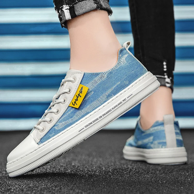 Original Men Casual Shoes Hard-Wearing Canvas Men Shoes Breathable Denim Men Sneakers Black Fashion Young Casual Men Shoes
Original Men Casual Shoes Hard-Wearing Canvas Men Shoes Breathable Denim Men Sneakers Black Fashion Young Casual Men Shoes