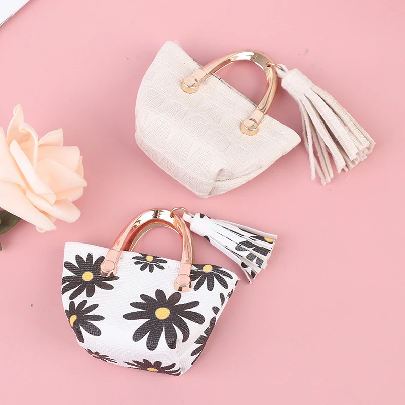 1Pc 1/6 Doll Accessories Doll Fashion Handbag Leather Bag Doll Dollhouse Accessories
1Pc 1/6 Doll Accessories Doll Fashion Handbag Leather Bag Doll Dollhouse Accessories