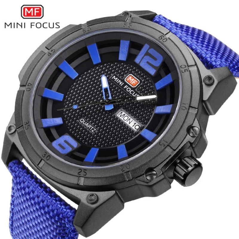 Double calendar men's watch Japanese movement luminous waterproof nylon belt 0136G
Double calendar men's watch Japanese movement luminous waterproof nylon belt 0136G