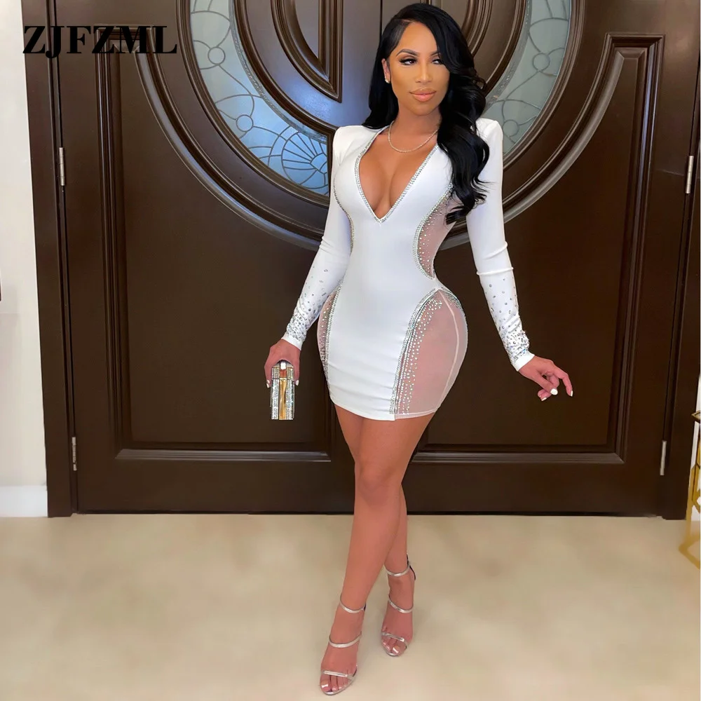 Sheer Mesh Rhinestones Transparent White Dress Women Deep V Neck Long Sleeve Party Club Dresses Elegant Birthday Skinny Robe
Sheer Mesh Rhinestones Transparent White Dress Women Deep V Neck Long Sleeve Party Club Dresses Elegant Birthday Skinny Robe