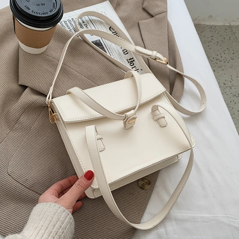 Textured retro bag female 2021 new fashion joker messenger bag simple hand bill of lading shoulder document small square bag
Textured retro bag female 2021 new fashion joker messenger bag simple hand bill of lading shoulder document small square bag