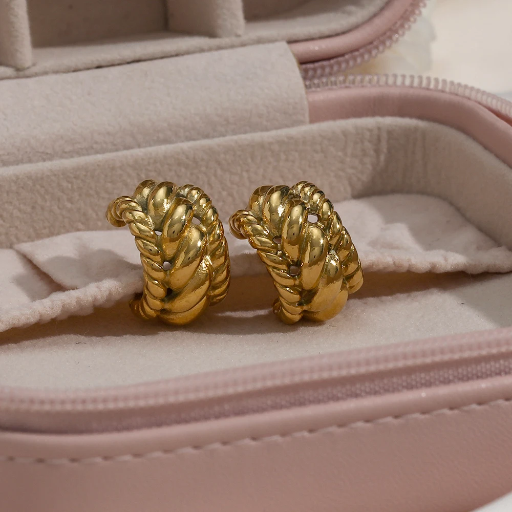 Ladies Summer Fashion Design Bold Wide Enamel Colorful Stud Earrings For Women Elegant Stainless Steel Gold Hoop Earring
Ladies Summer Fashion Design Bold Wide Enamel Colorful Stud Earrings For Women Elegant Stainless Steel Gold Hoop Earring