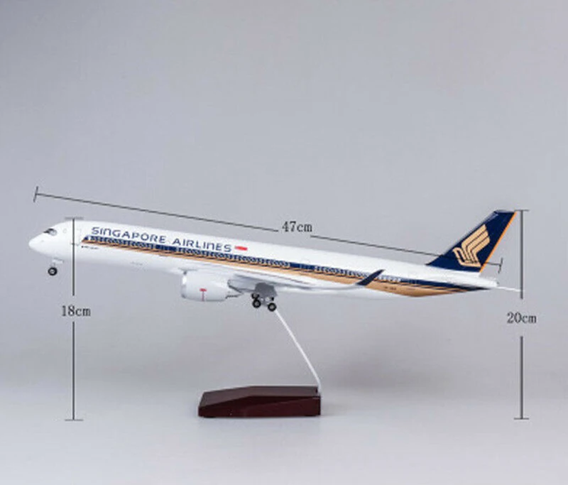 1/142 Scale Passenger Plane Model Singapore Airlines A350 LED Aircraft Model Toy Plane Airforce Model boys gift
1/142 Scale Passenger Plane Model Singapore Airlines A350 LED Aircraft Model Toy Plane Airforce Model boys gift
