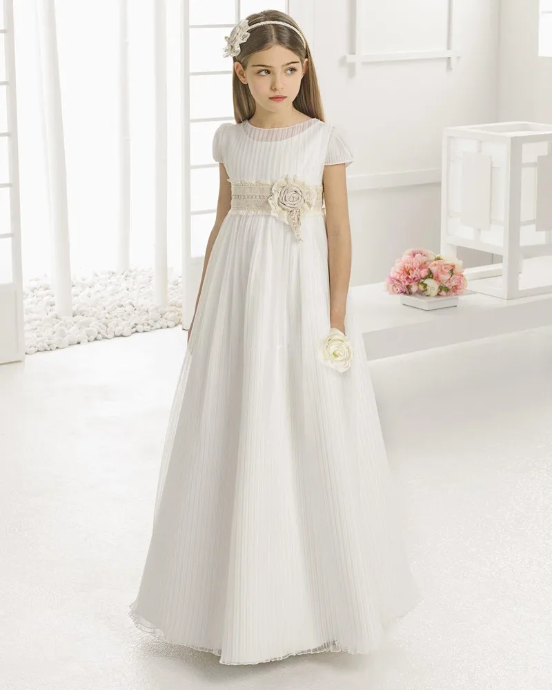 

gy Empire Waist Short Sleeve Tulle Crew Champagne Lace Sash Children First Communion Gowns Vintage Flower Girl Dresses for Weddi