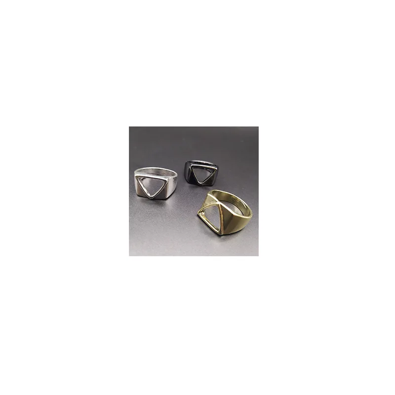 Personality Retro Hollow Geometric Triangle Ring Fashion Men's Stainless Steel Ring Trend Men's Motorcycle Party Jewelry
Personality Retro Hollow Geometric Triangle Ring Fashion Men's Stainless Steel Ring Trend Men's Motorcycle Party Jewelry