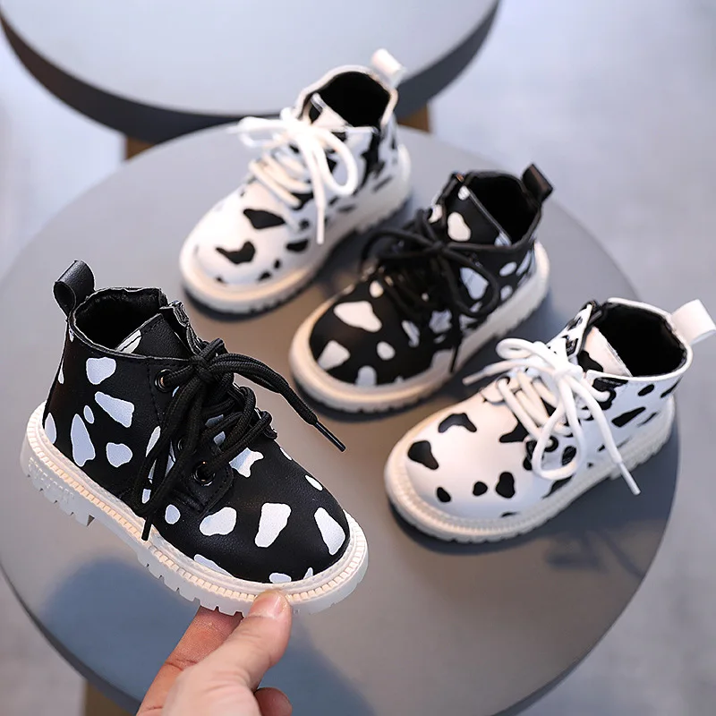 Kids Shoes New Kids Martin Boots Baby Boys Girls Boots Soft Bottom Non-slip Zipper Kids Snow Boots Girls Children's Shoes
Kids Shoes New Kids Martin Boots Baby Boys Girls Boots Soft Bottom Non-slip Zipper Kids Snow Boots Girls Children's Shoes