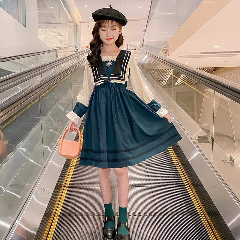 Girl Dress Children Royal Vintage Long Sleeve Princess Dresses Teenage Ltalian Style Fashion Spring Clothes Kids Patchwork Dress
Girl Dress Children Royal Vintage Long Sleeve Princess Dresses Teenage Ltalian Style Fashion Spring Clothes Kids Patchwork Dress