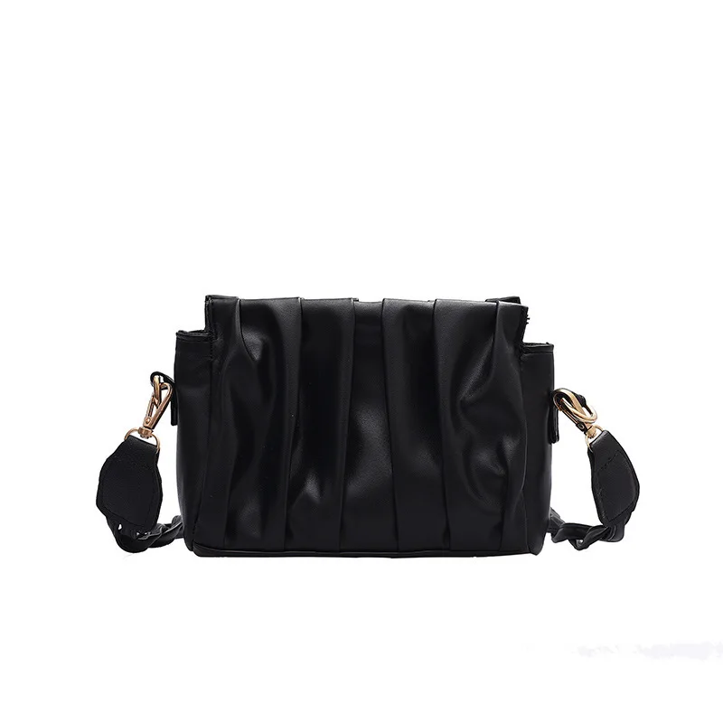 On the new small bag new fashion one shoulder armpit bag Korean net red slung small square bag
On the new small bag new fashion one shoulder armpit bag Korean net red slung small square bag